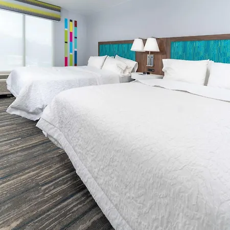 Hampton Inn Swedesboro Philadelphia Exterior photo